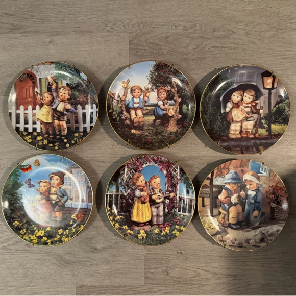 AUTHENTIC MJ HUMMEL PLATES SET OF 6 - Picture 1 of 8